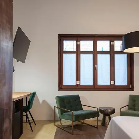 Hotel La Moderna