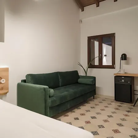 Hotel La Moderna *