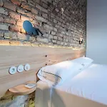 La Moderna Otel