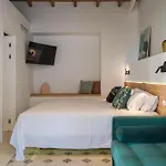 La Moderna Otel