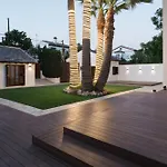 La Moderna Otel