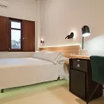 La Moderna Otel