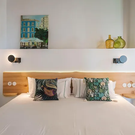 Hotel La Moderna *